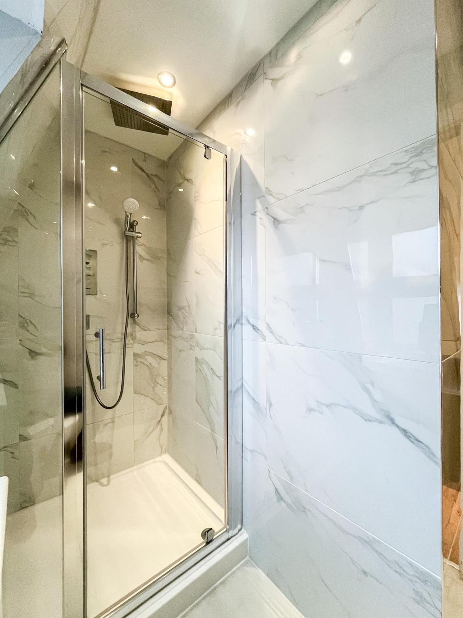 Large And Very Stylish Apartment P1 Лондон Екстериор снимка