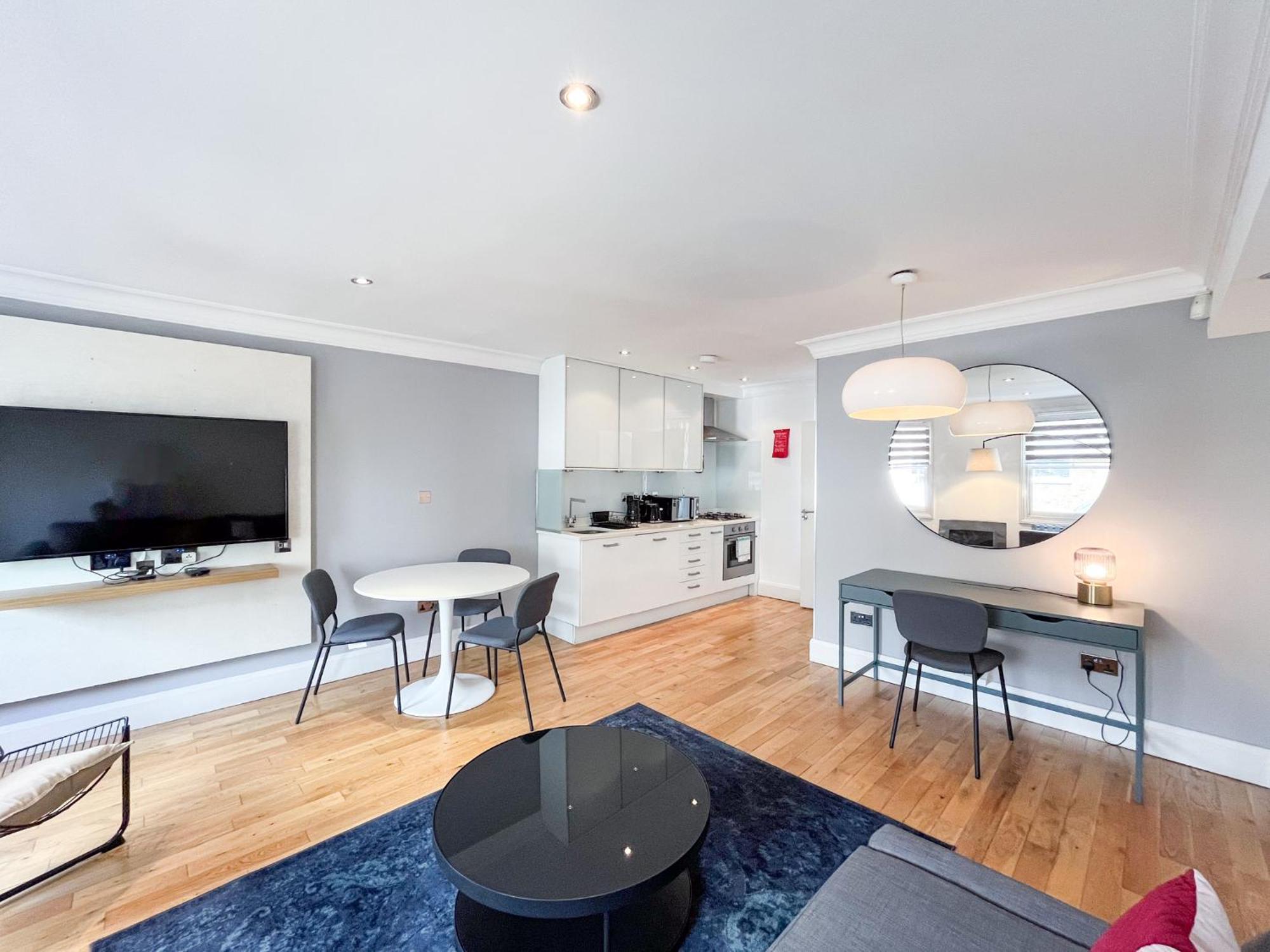 Large And Very Stylish Apartment P1 Лондон Екстериор снимка