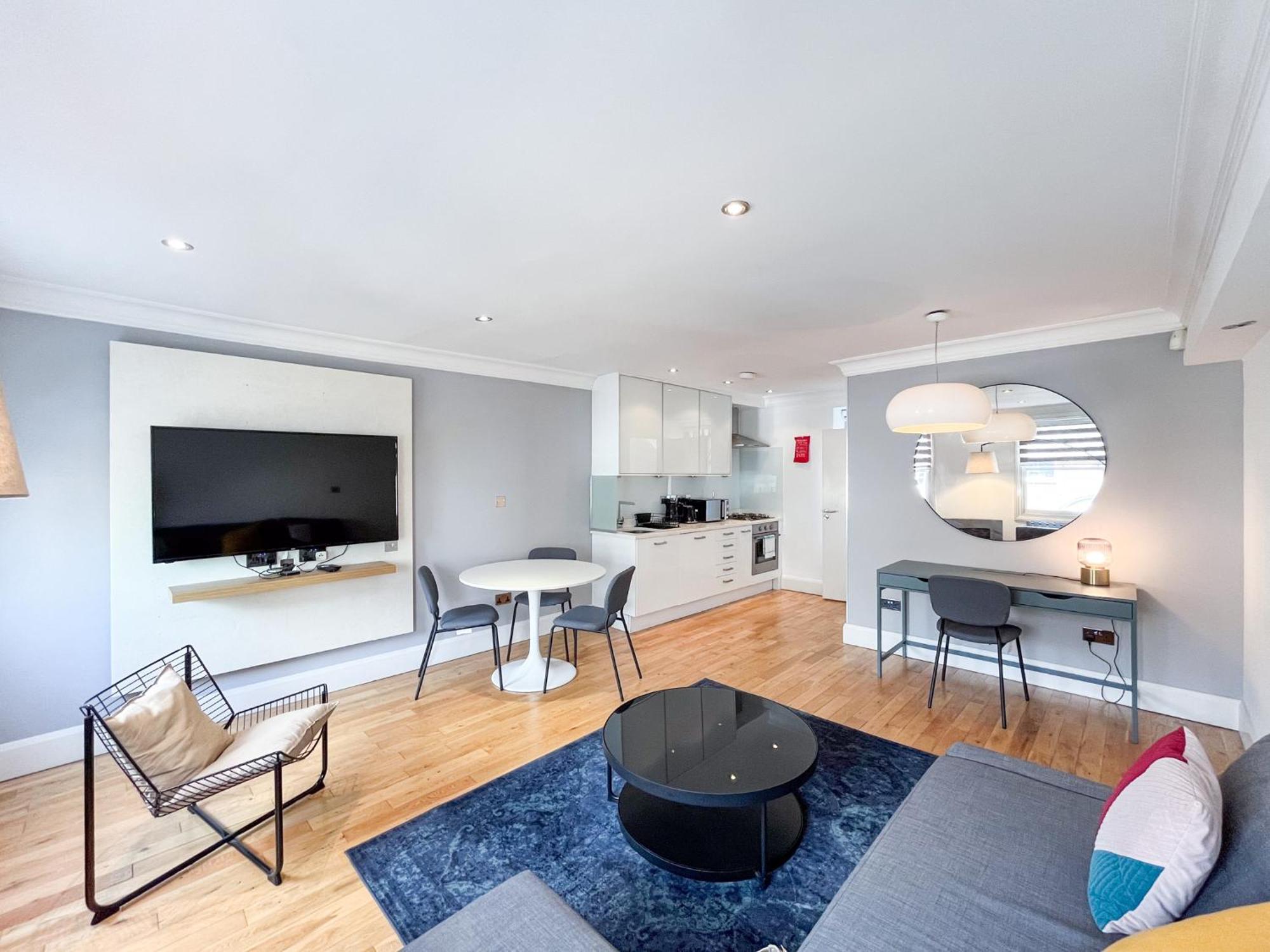 Large And Very Stylish Apartment P1 Лондон Екстериор снимка
